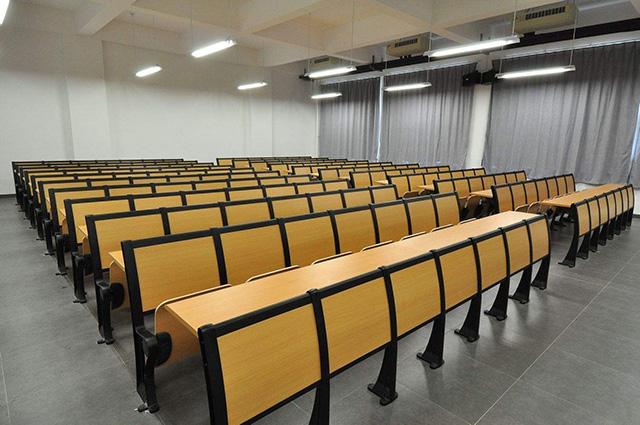 高中大學 鋼木學生課桌椅聯(lián)排 